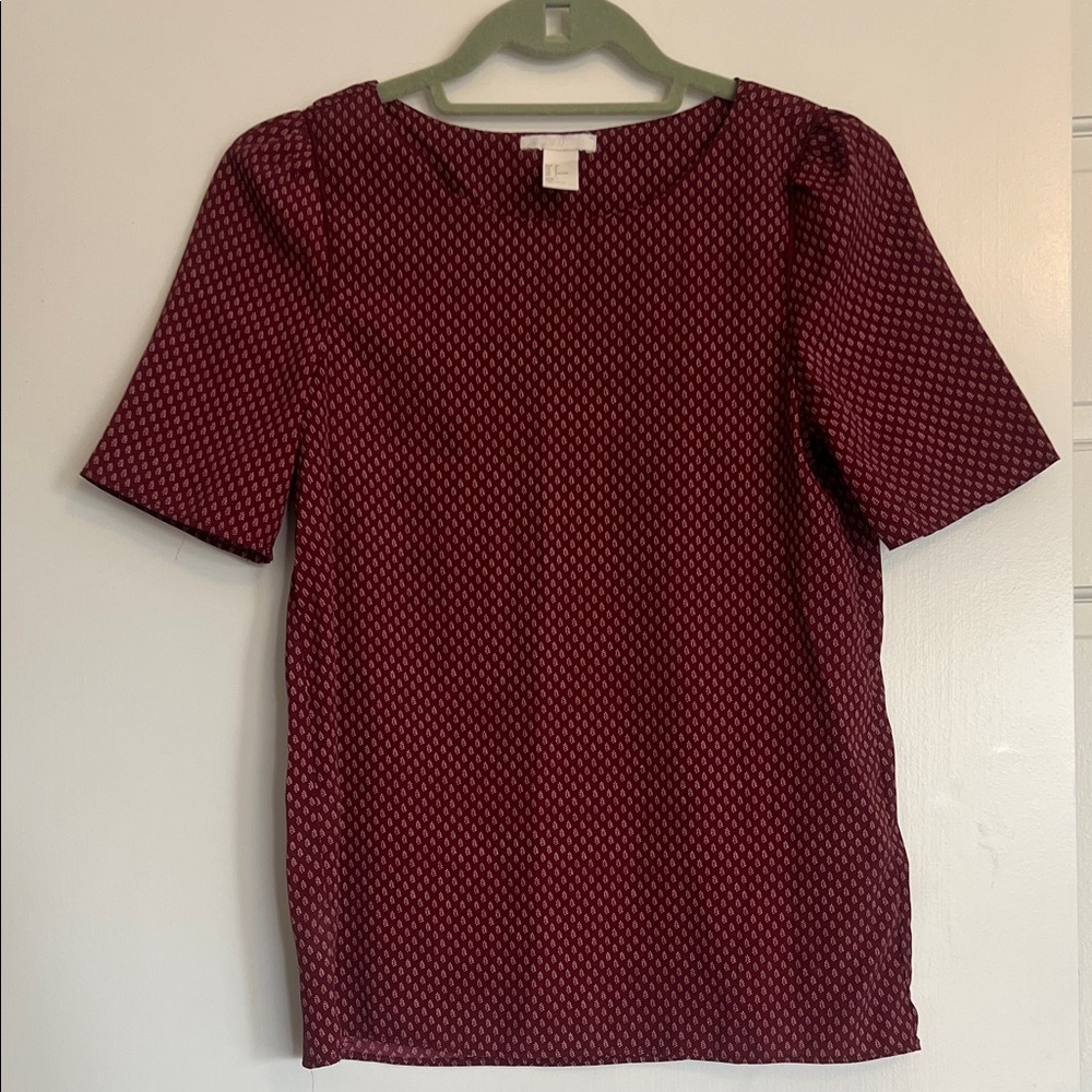 H&M Burgundy Geometric Short Sleeve Blouse